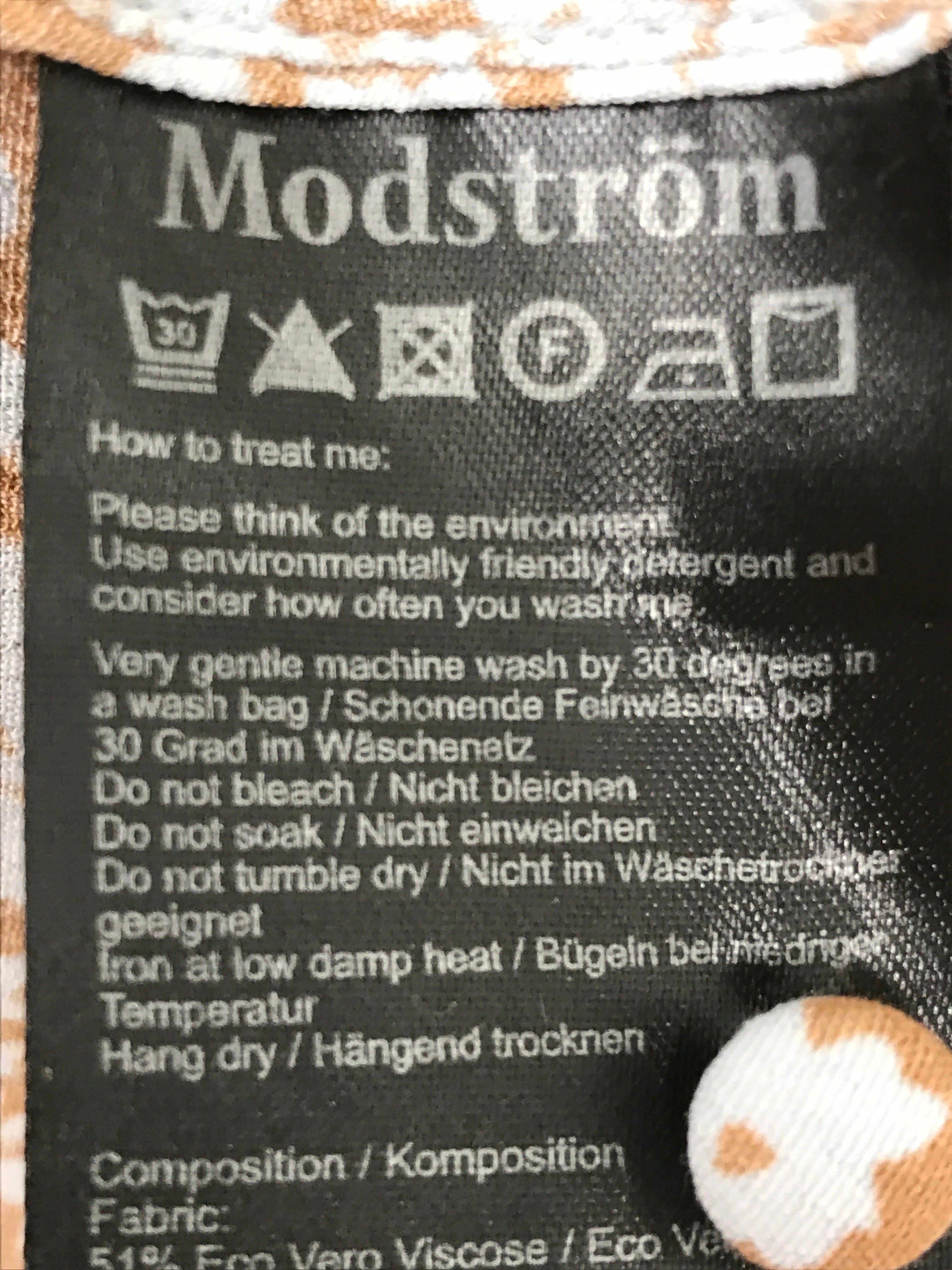 Modstrom Kjole